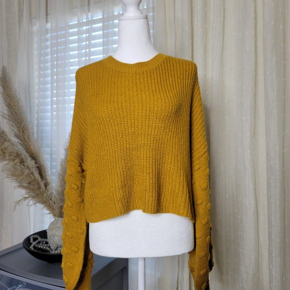 Balloon Sleeve Sweater - Picture 14 of 16